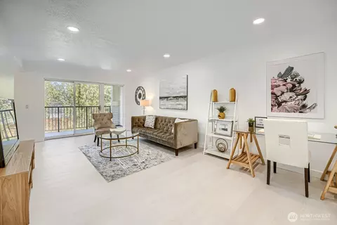 12631 NE 9th Pl #C303, Bellevue, WA 98005