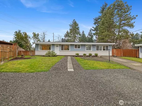 1615 N 196th Pl, Shoreline, WA 98133