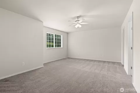 Bedroom - 511 Harrison St, Sumner, WA 98390 photo 1 of 5
