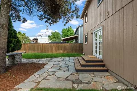 Exterior - 511 Harrison St, Sumner, WA 98390 photo 10 of 10