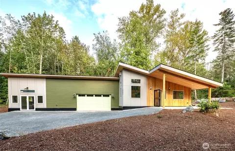 3067 E Smith Rd, Bellingham, WA 98226