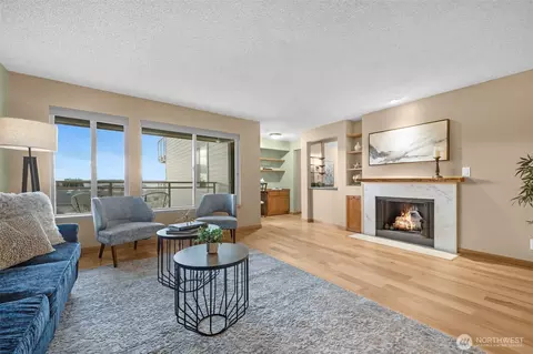 200 James St #307, Edmonds, WA 98020