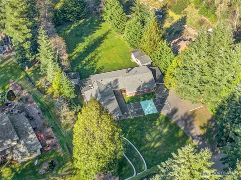 2925 SE Royalwood Pl, Port Orchard, WA 98367