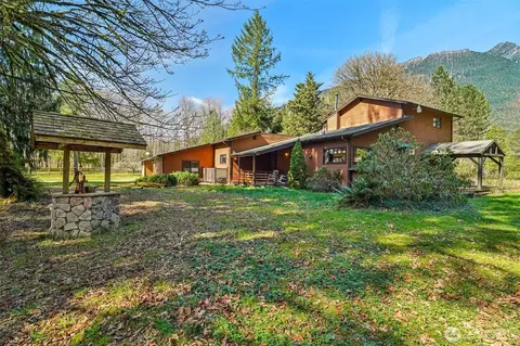 31211 Boulder Creek Dr, Arlington, WA 98223