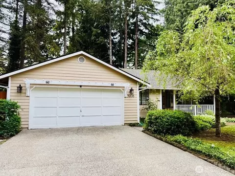 3208 Duke Ct SE, Lacey, WA 98503