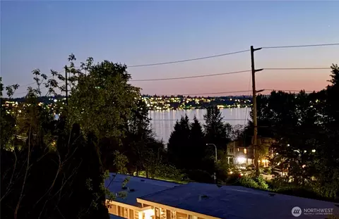 4100 Lake Washington Blvd N #B102, Renton, WA 98056