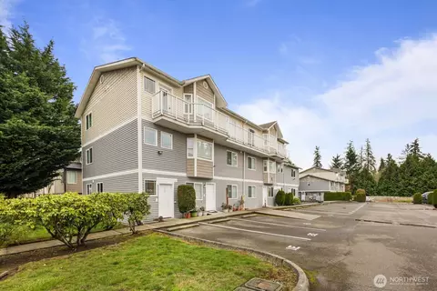 3322 SW 148th St #E7, Lynnwood, WA 98087