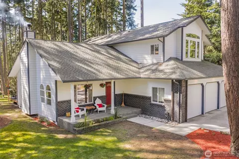 31 Josephine Pl, Sequim, WA 98382