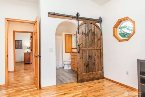 Entry Way - 31 Josephine Pl, Sequim, WA 98382 photo 3 of 3