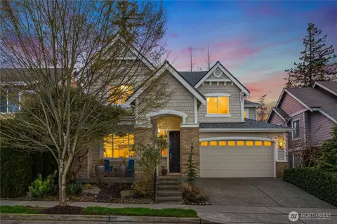 1689 24th Ave NE, Issaquah, WA 98029