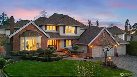 6728 St Andrews Dr, Mukilteo, WA 98275
