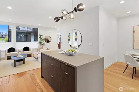 609 15th Ave E, Seattle, WA 98112 photo 8