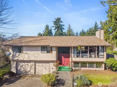12213 Densmore Ave N, Seattle, WA 98133