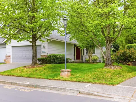 4227 Stonebridge Way, Lynnwood, WA 98037