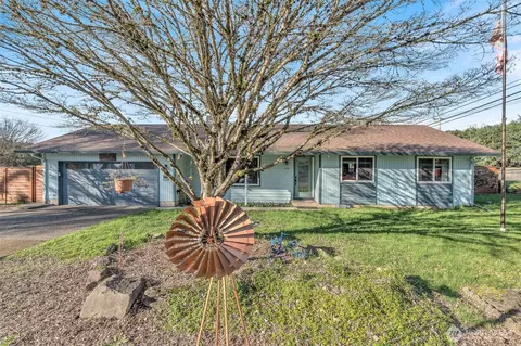 110 Cherry Blossom Ln, Woodland, WA 98674