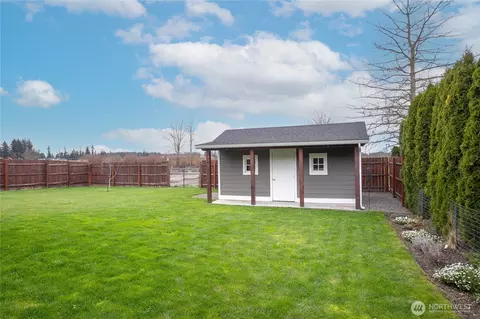 Exterior - 715 Red Maple Loop, Everson, WA 98247 photo 4 of 7