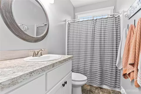 Bath - 715 Red Maple Loop, Everson, WA 98247 photo 4 of 4