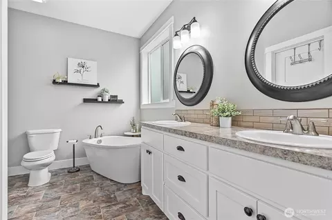 Bath - 715 Red Maple Loop, Everson, WA 98247 photo 1 of 4