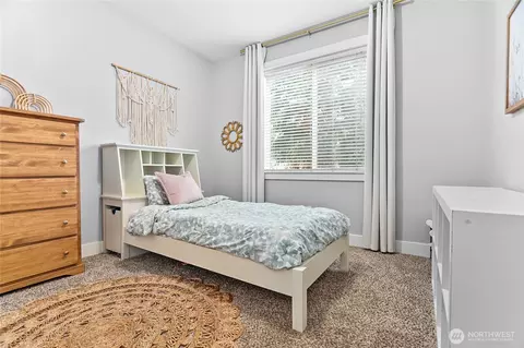 Bedroom - 715 Red Maple Loop, Everson, WA 98247 photo 5 of 6