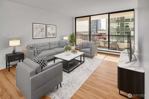 2201 3rd Ave #803, Seattle, WA 98121