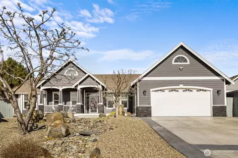1407 N Canterbury Dr, Ellensburg, WA 98926
