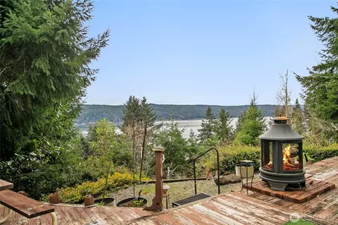 93 NE Marine View Dr, Belfair, WA 98528