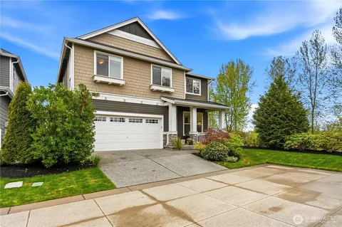 Exterior - 4325 30th Dr SE, Everett, WA 98203 photo 2 of 7