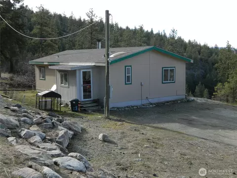 28 Ridgeline Rd, Tonasket, WA 98855