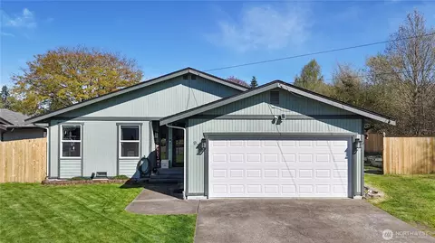 933 13th St SW, Puyallup, WA 98371