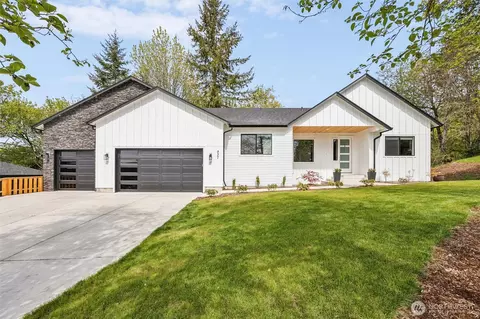 937 Edinburgh Ct, Kelso, WA 98626