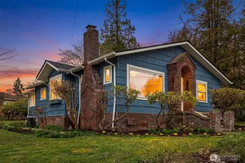 2223 S 124th St, Burien, WA 98168