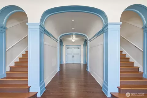 Entry Way - 101 SW 2nd St, Chehalis, WA 98532 photo 3 of 3