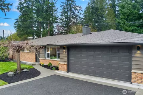 Exterior - 419 124th St SE, Everett, WA 98208 photo 4 of 11