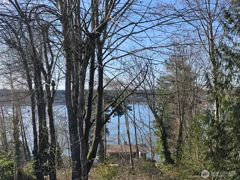 1919 Berry St NE, Olympia, WA 98506