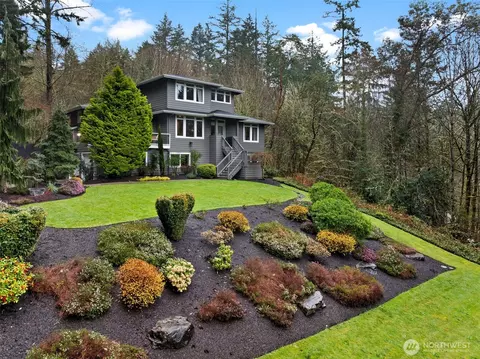 9811 Ridgeway Dr, Gig Harbor, WA 98332
