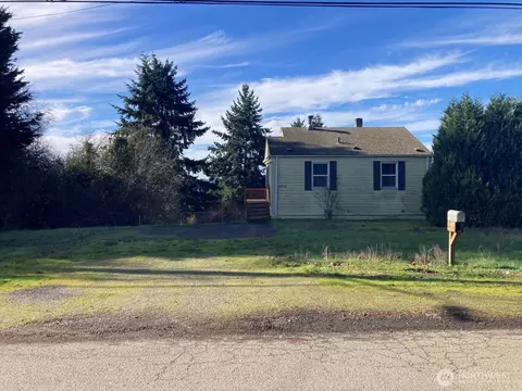 10231 Beacon Ave S, Tukwila, WA 98178