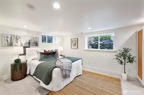 Bedroom - 730 N 87th St, Seattle, WA 98103 photo 4 of 4