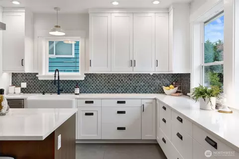 Kitchen - 730 N 87th St, Seattle, WA 98103 photo 4 of 7