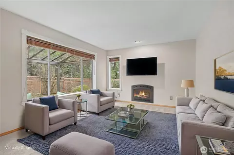 Living - 5510 151st Pl SE, Everett, WA 98208 photo 4 of 5