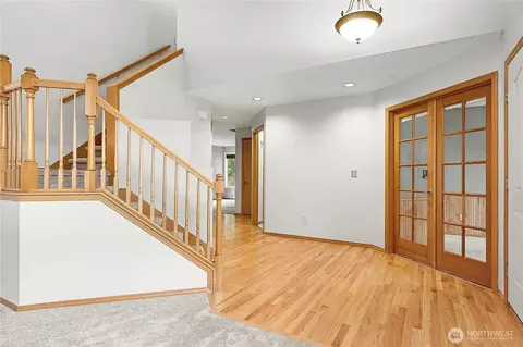 Entry Way - 5510 151st Pl SE, Everett, WA 98208 photo 1 of 2