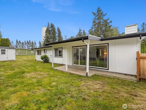4911 97th St E, Tacoma, WA 98446
