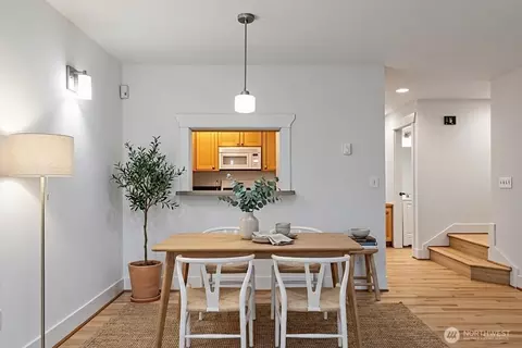 910 N 74th St, Seattle, WA 98103 photo 11