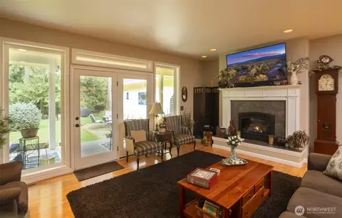 Living - 72 Doe Pl, Sequim, WA 98382 photo 1 of 3
