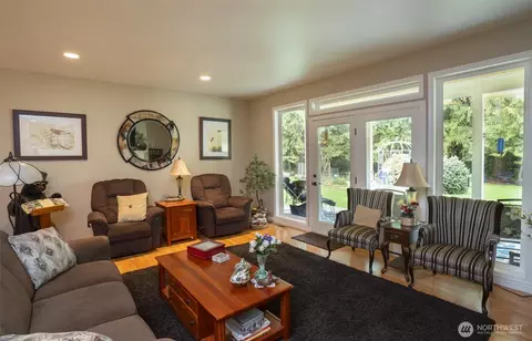 Living - 72 Doe Pl, Sequim, WA 98382 photo 3 of 3