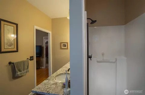 Bath - 72 Doe Pl, Sequim, WA 98382 photo 1 of 2