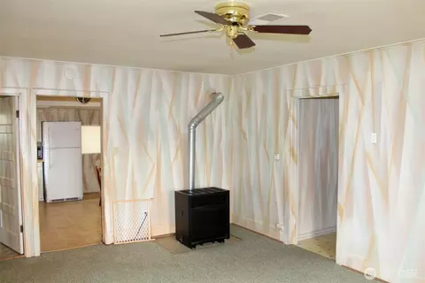 Living - 16219 64th St E, Sumner, WA 98390 photo 1 of 1