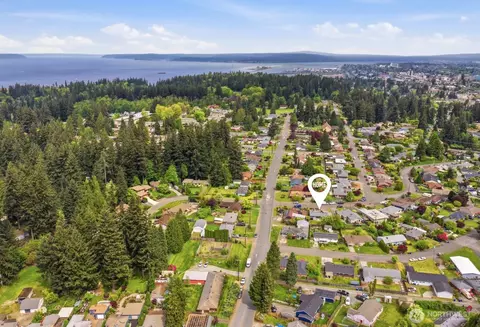View/Area - 4893 Alpine Dr, Everett, WA 98203 photo 3 of 3