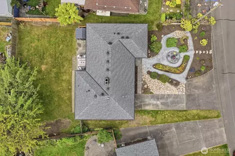 View/Area - 4893 Alpine Dr, Everett, WA 98203 photo 2 of 3