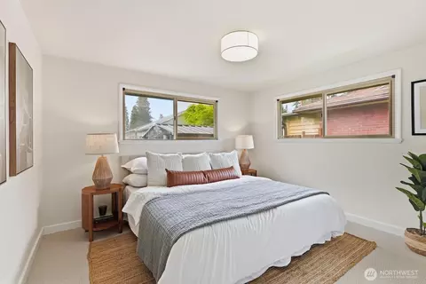 Bedroom - 4893 Alpine Dr, Everett, WA 98203 photo 1 of 2