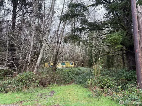 303 Nn Stackpole Ln, Ocean Park, WA 98640